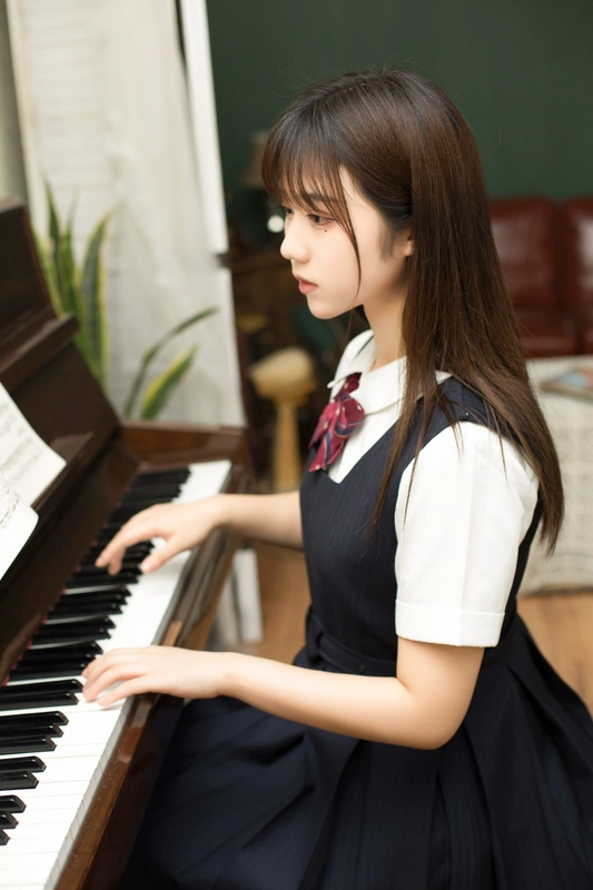 不知梦 制服 - 镜酱